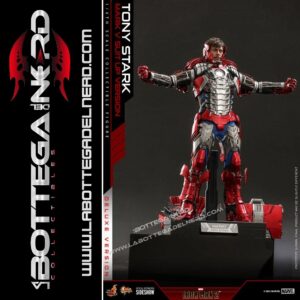 Iron Man 2 - Action Figure 1/6 Tony Stark (Mark V Suit Up) Deluxe 31cm